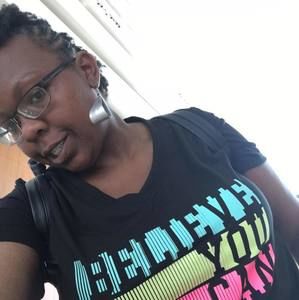 Meet your Posher, Tyelisa